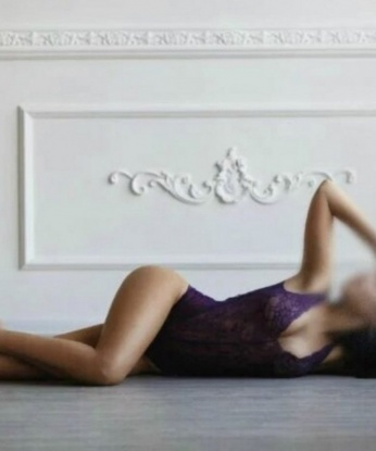 💦 Приглашаю вас провести незабываемое время со мной в Москве, где каждая минута будет наполнена страстью и наслаждением. 💫 Мои услуги включают классический и оральный секс, эротический массаж, ролевые игры, а также эксперименты в постели. 🌟 Я знаю, как доставить удовольствие и уютно расположиться в вашей компании. 💕 Откровенный и профессиональный подход гарантирован. 🌹 Не верьте моим словам, посмотрите на мои фото и прочитайте отзывы, чтобы убедиться в моей привлекательности и качестве услуг. 💯 Уверена, что вы останетесь довольны и захотите увидеть меня снова. 💕 So remember, for an unforgettable experience in Moscow, I'm the one to call! 🔥 13777, 33 года