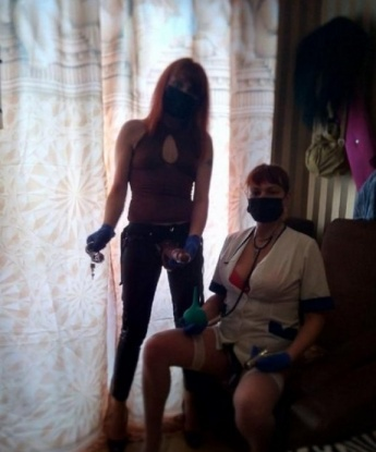 Цветы - это в моей крови, умение провести незабываемое время - у моих пальцев. Мои услуги нацелены на удовлетворение твоих самых смелых фантазий. Со мной ты погрузишься в мир наслаждения и страсти, где каждый момент будет запоминающимся. Возможности? Их у меня много! Встречи в уютных апартаментах, отельных номерах или даже на природе - выбор за тобой. Я могу предложить различные программы от классики до экзотики. Мои отзывы говорят сами за себя - клиенты оценивают мою профессионализм, нежность и открытость. Фото в профиле - мое настоящее лицо, вопросов и обмана быть не может. Если хочешь окунуться в мир блаженства, не теряй времени, давай скорее встретимся! 💋🌹🔥 14955, 31 год